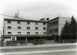 昭和39年 看護婦学校校舎（右側）（八丁畷町）